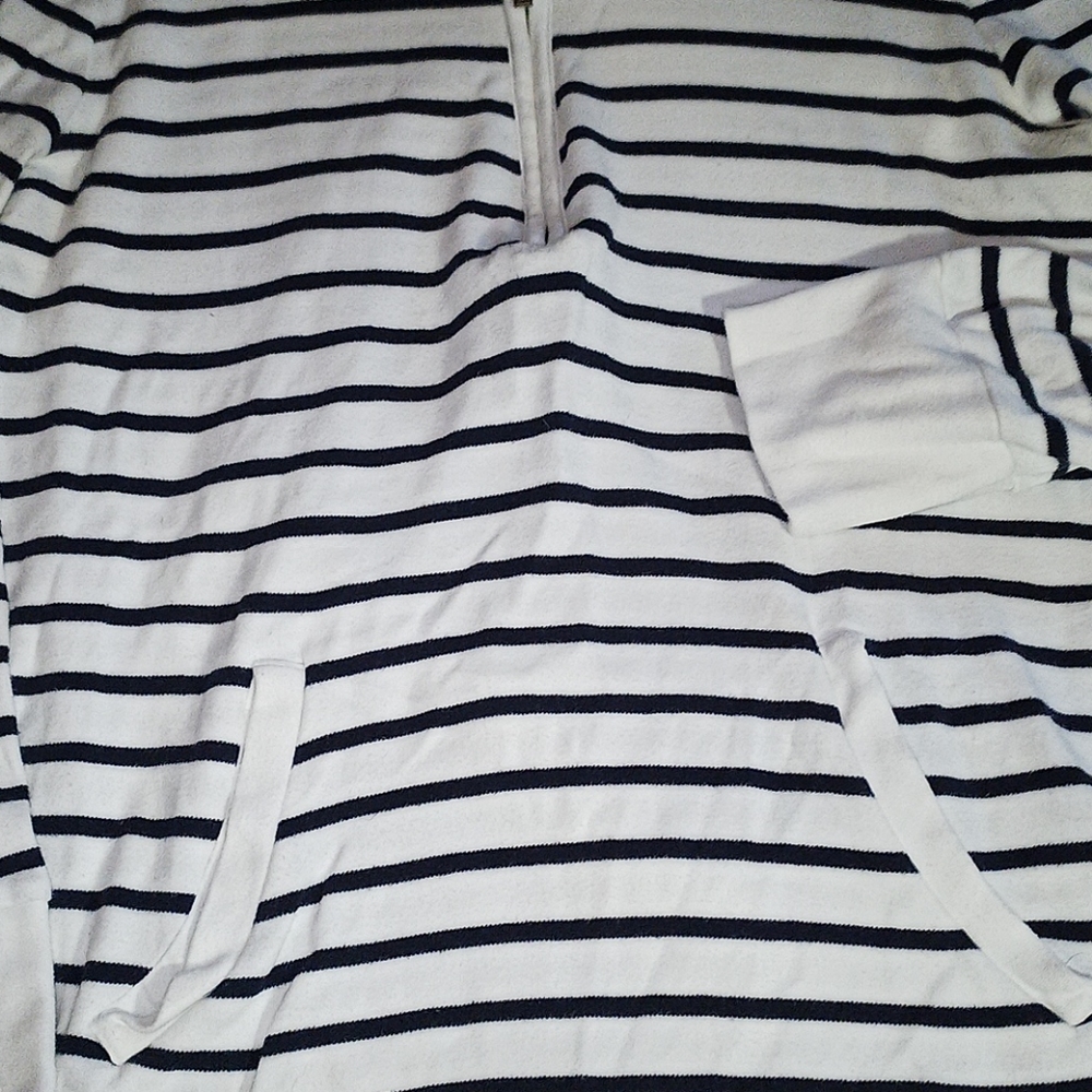Sport pullover - Picture 2 of 3